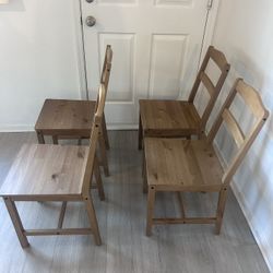 Kitchen Table And Chairs 