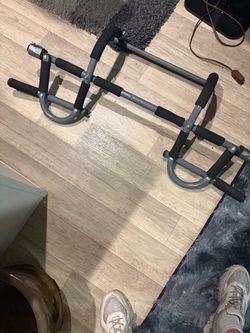 Wall mount bar for Pull Ups etc
