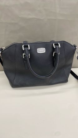 Michael Kors purse. Item No 207 (Shopgoodwill)