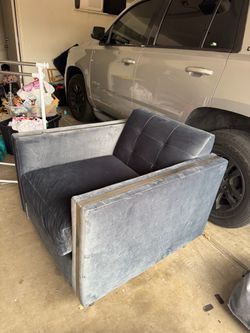 Aria designs chair