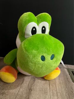 Super Nintendo World Yoshi Plush est. 12" - Authentic Universal Studios with Tags