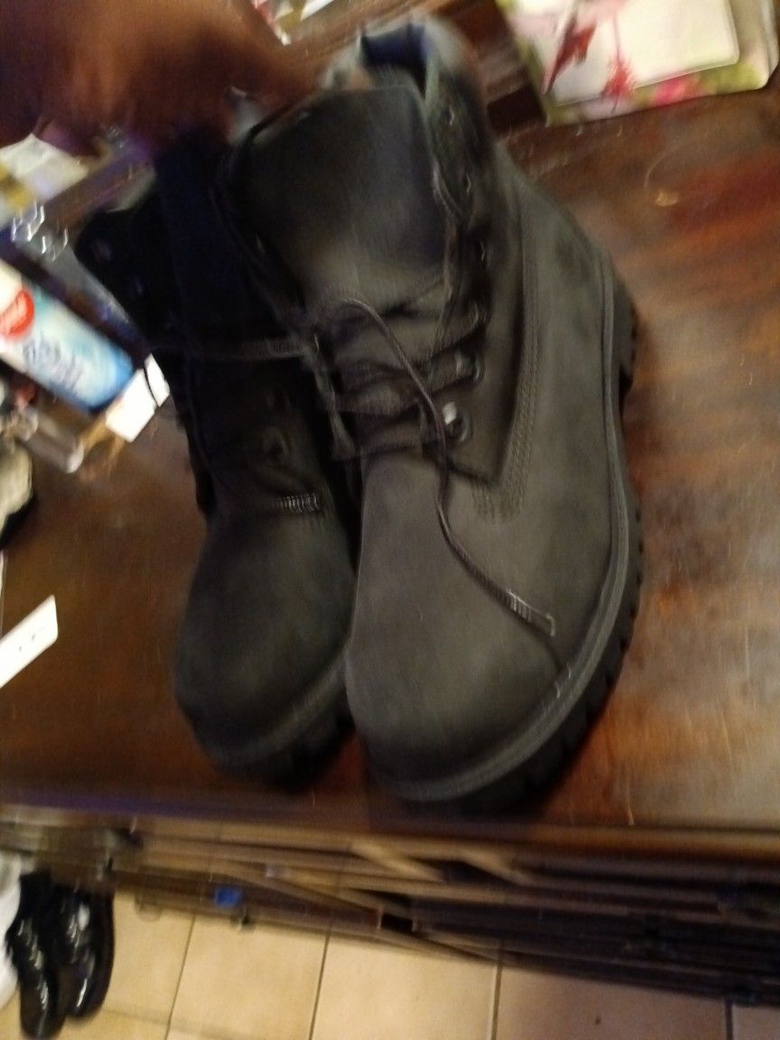 boys Timberlands