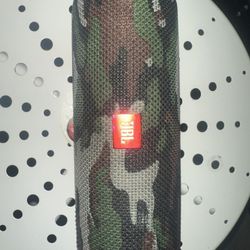 JBL Flip 5