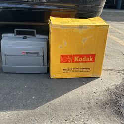 Kodak Instamatic M95 Movie Projector