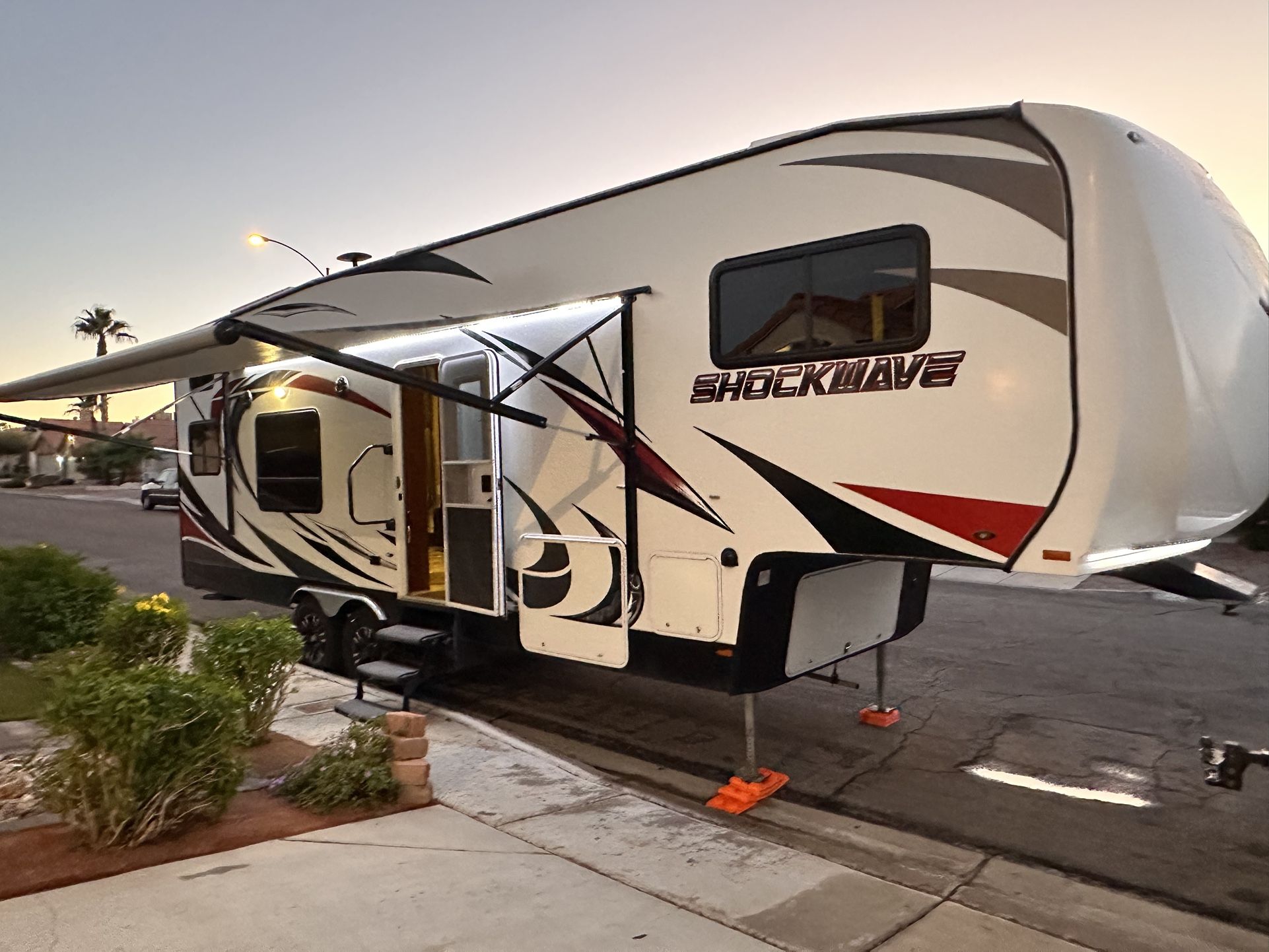 2016 Forest River Shockwave 28SAGDX