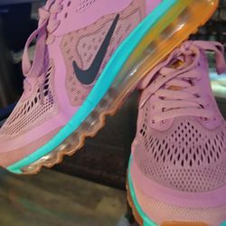 Nike Air Max Women's Sneakers Size 8.5