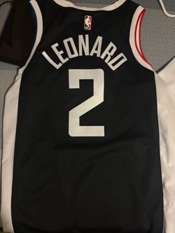 Men’s large Kawhi Leonard Jersey