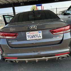 2018 KIA Optima