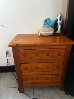 Dresser