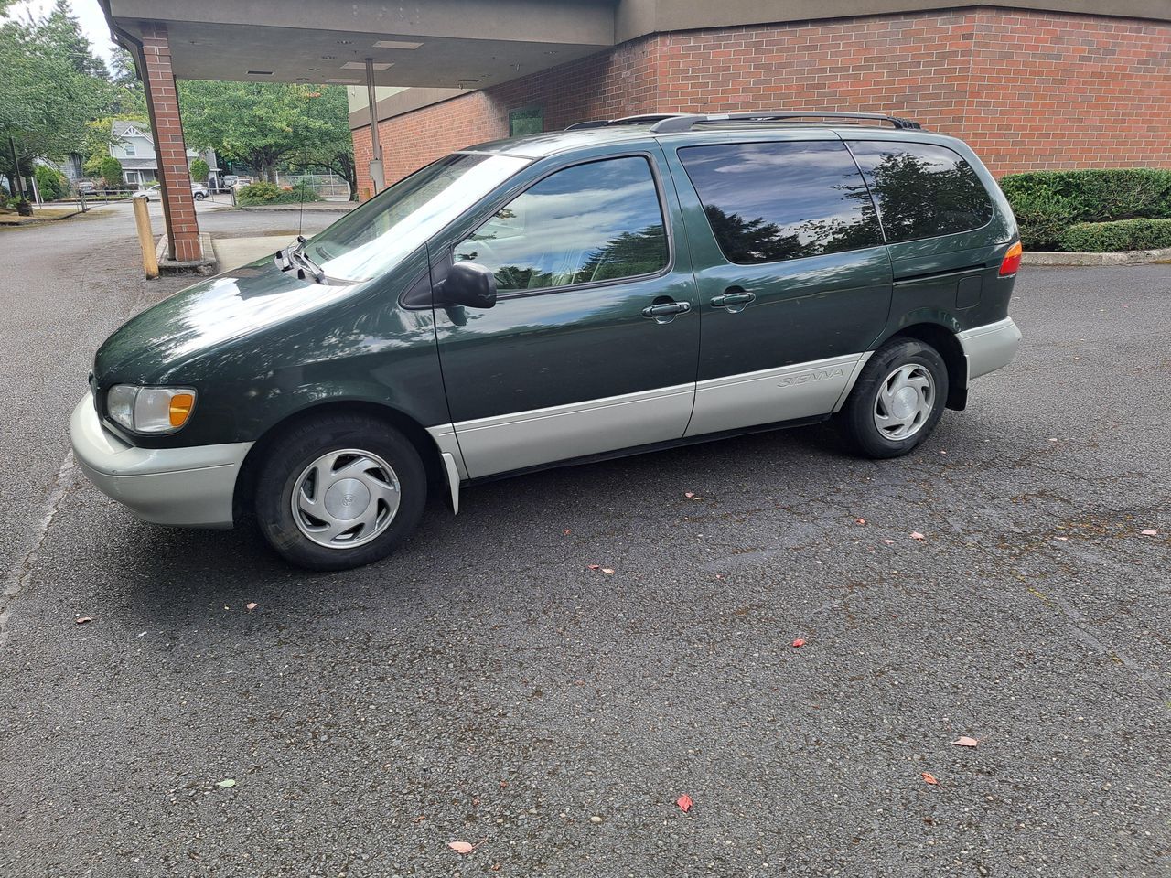 2000 Toyota Sienna