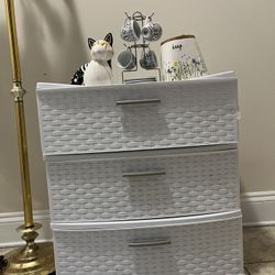Moving sale