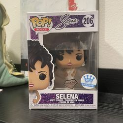 Selena Pop