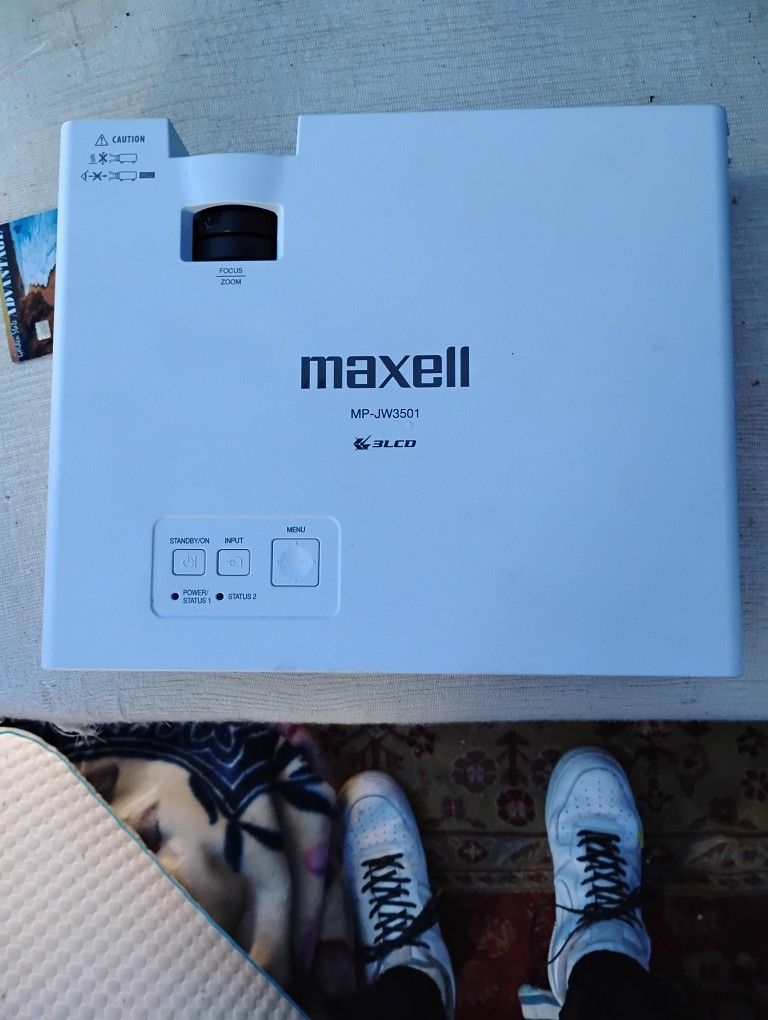 Maxell Mpjw3501 3 LCD Projector