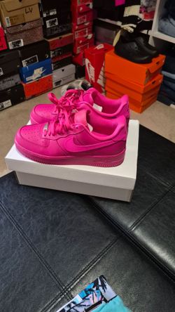 Nike Air Force 1 Low Triple Pink Sneakers $80 size Men 8.5 (eur 42)
