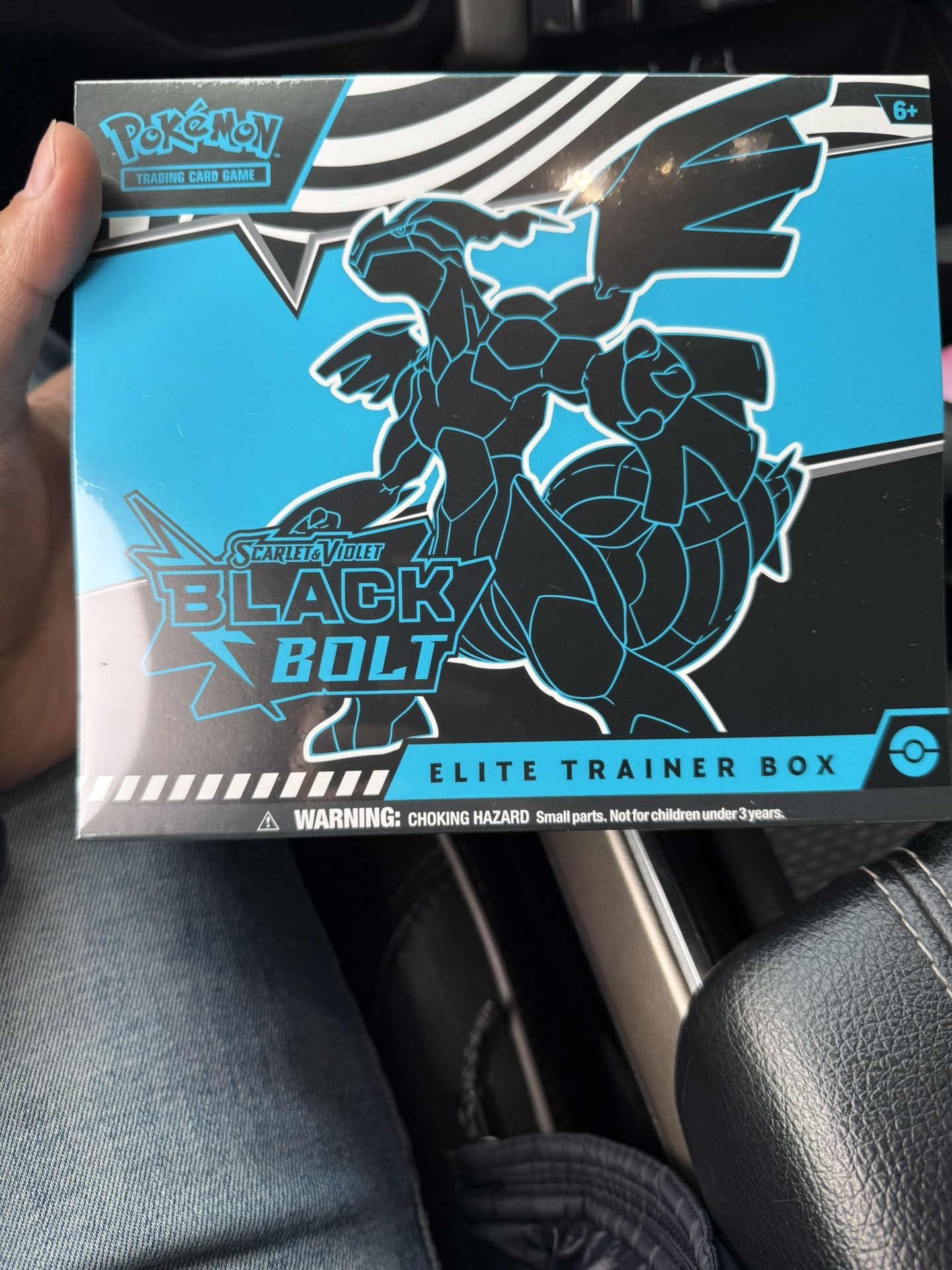 Pokémon - Black Bolt Elite Trainer Box