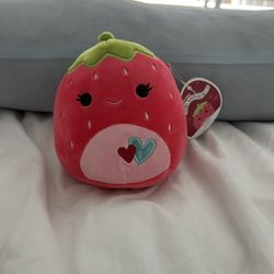 5” strawberry vday squishmallow