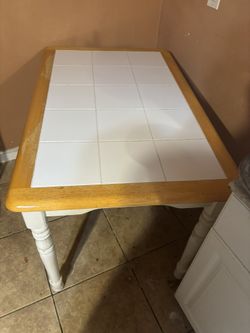 Mesa Chica Tipo Apartamento. Baldoza Y Madera SΓ³lid Todo Madera