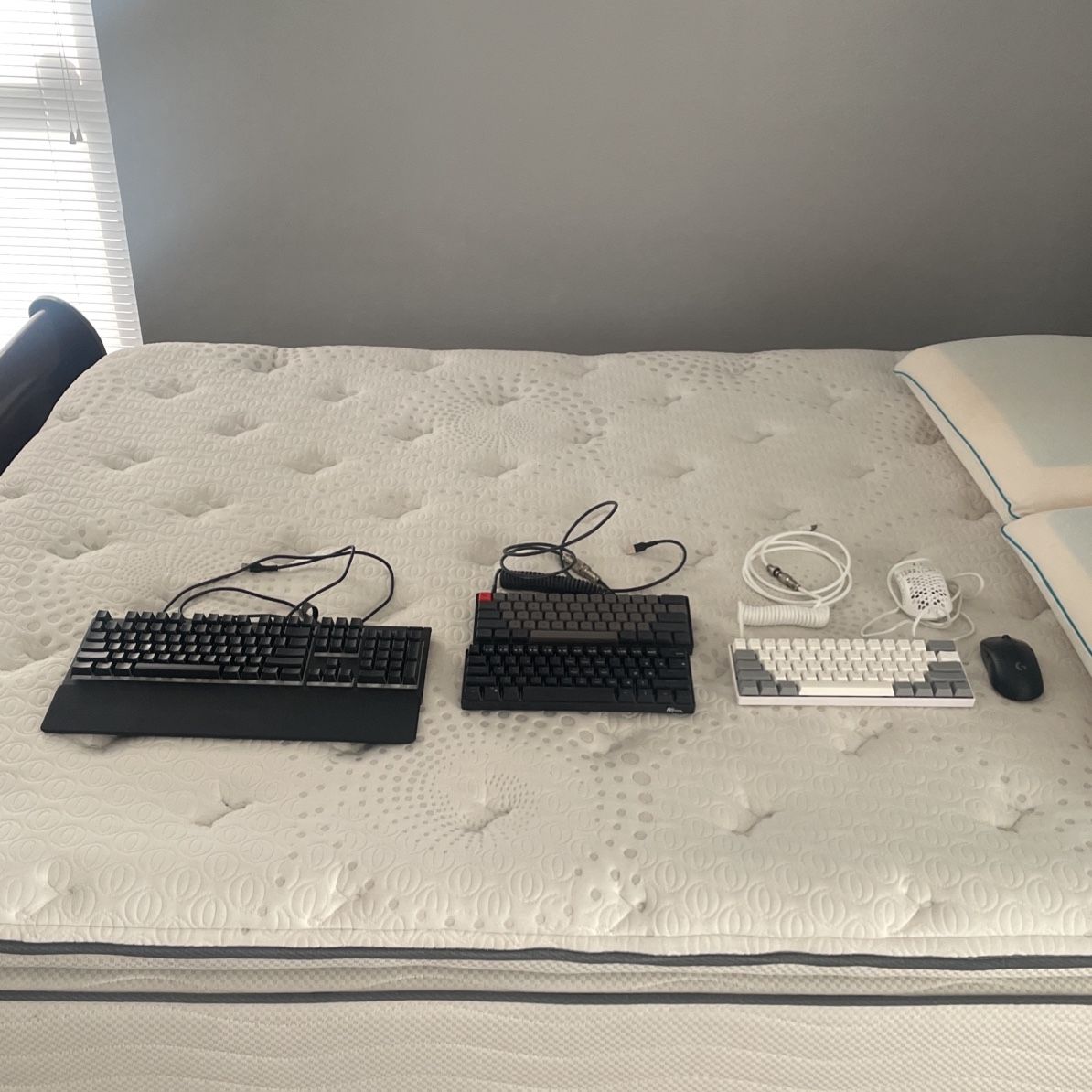 Keyboards & Wireless Mouse