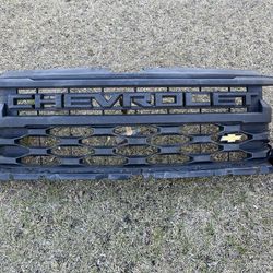 Silverado 1500 grill 2022 to 2026