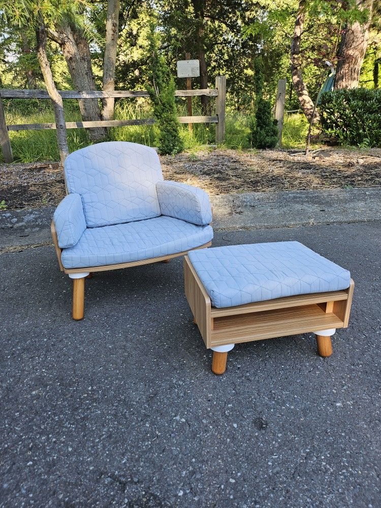 Mid Century Kid Chair