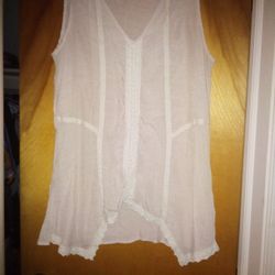 Very Cute Ladies Size Large Summer Top