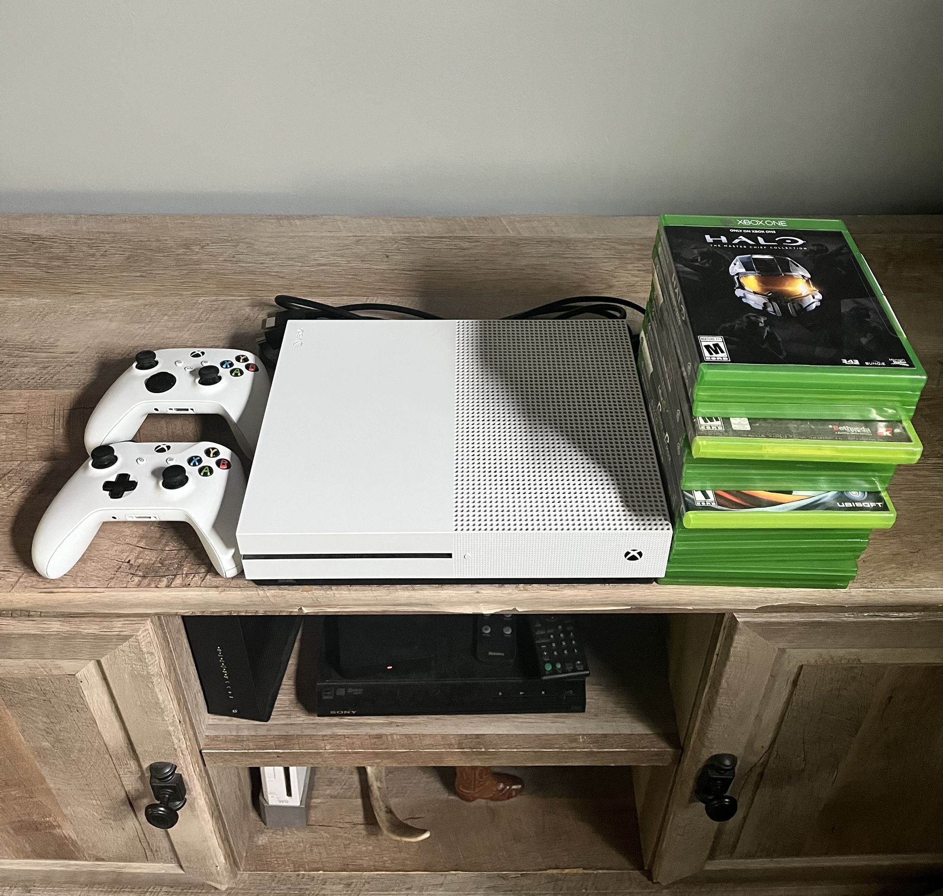 Brand New Xbox One S 1TB Bundle - 2 Controllers + 16 Games