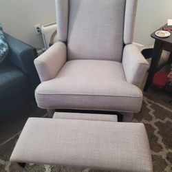 Baby Appleseed Nursery Chair