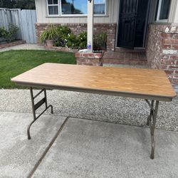 Folding Table 6’