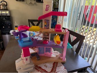 Fisher Price Little People Barbie House