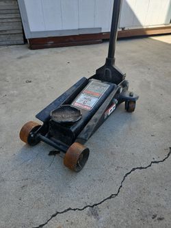 CRAFSTMAN 3 TON HYDRAULIC FLOOR JACK