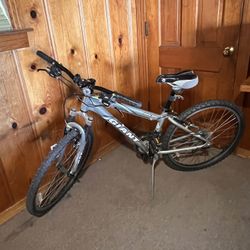 26' Inch Giant Rincon Mountain Bike