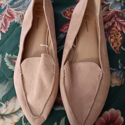 Woman's Feather Flats
