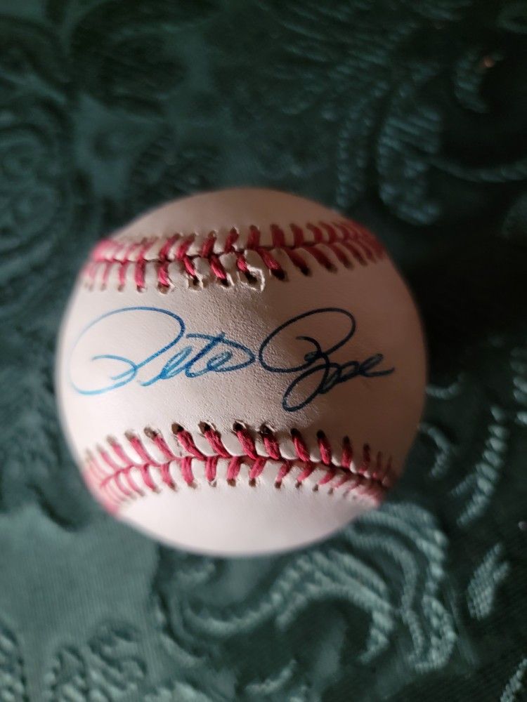 Pete Rose Autographed Baseball On A National League Baseball