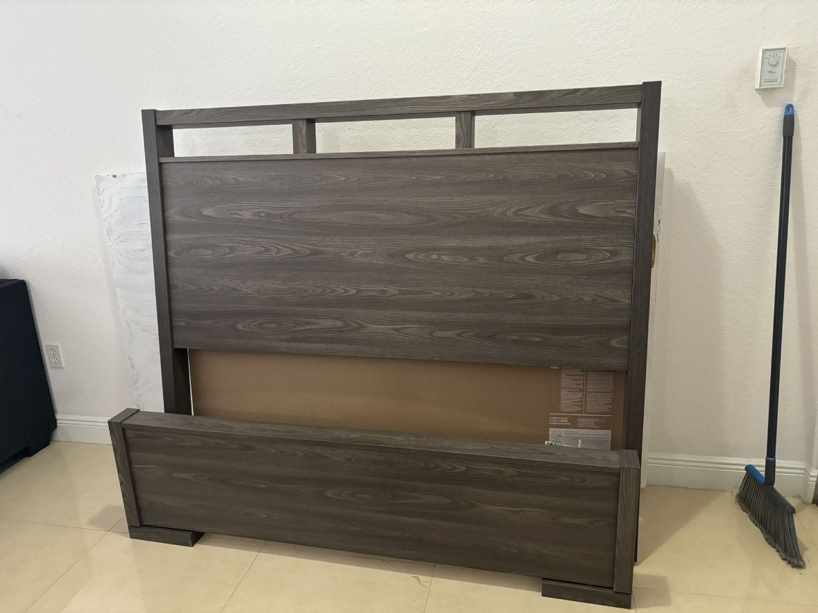 Queen Headboard and Footboard