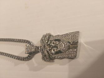 Stainless steel chain and charm original