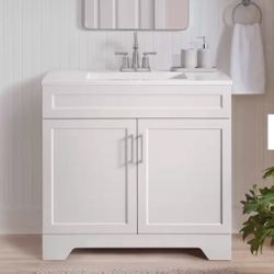 🆕 Southfield 37 in. Single Sink Freestanding Bathroom Vanity in White with Engineered Solid Surface Top (Assembled)