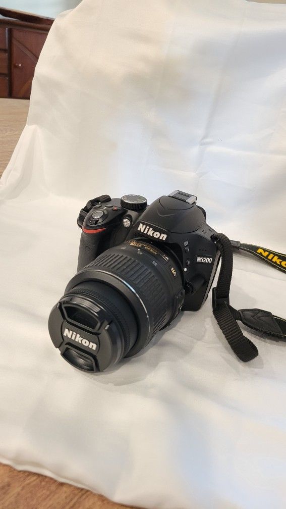 Nikon D3200 with 18 55mm VR and 55 200mm VR DX Zoom Lenses