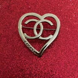 CC BROOCH
