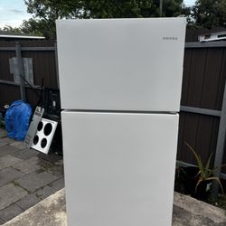 Fridge Amana Running Great 