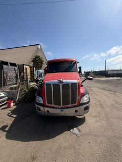 2016 Peterbilt 579 *FOR PARTS ONLY*