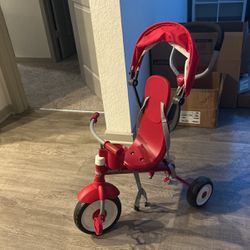 Tricycle/stroller