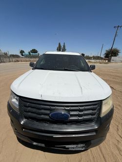 2017 Ford Explorer 3.7 motor automatic transmission  FOR PARTS ONLY!