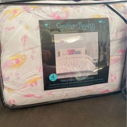 Twin Size Cynthia Rowley Comforter Sets