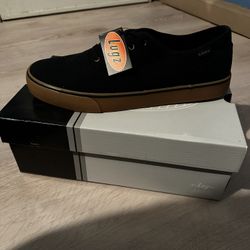 Men Shoes