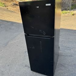 10 Cubic mini fridge refrigerator with Freezer Frost Free Garage Ready Free Local Delivery