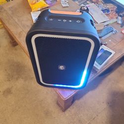 Skullcandy Stomp Party Speaker Xt