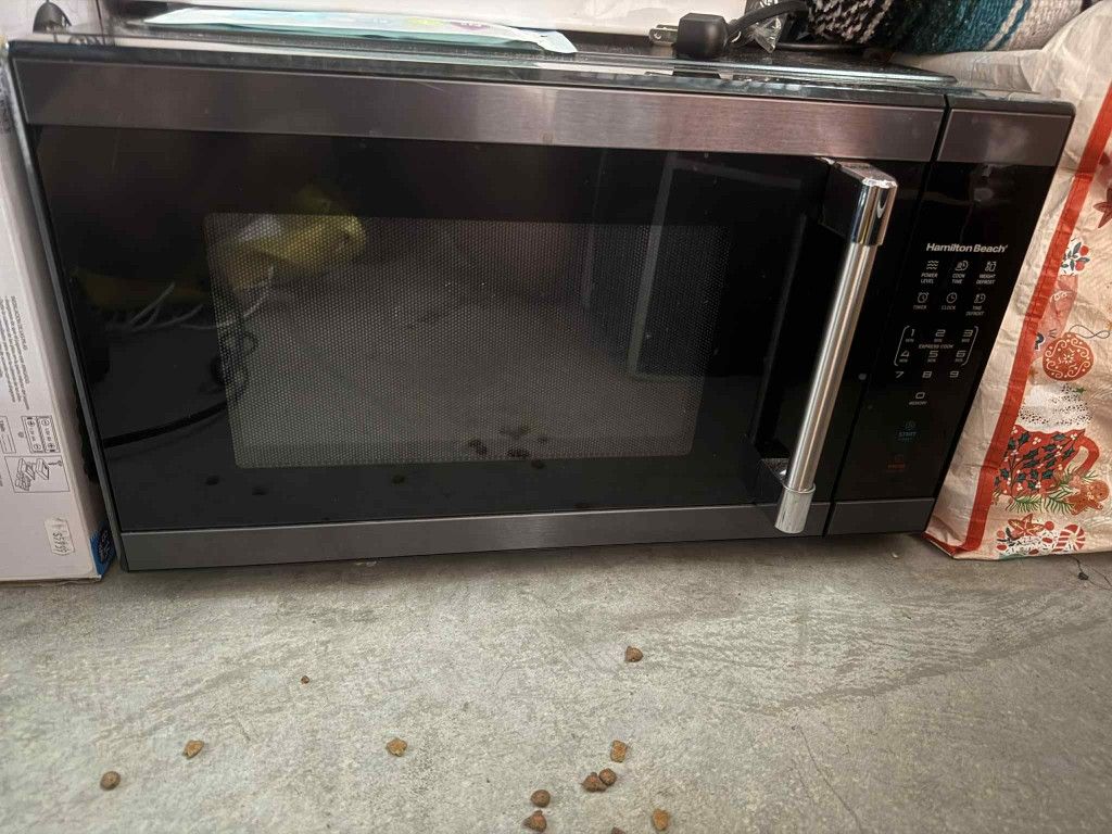 Hamilton Beach Microwave