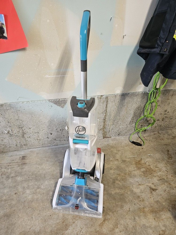Hoover Smart Wash Carpet Cleaner