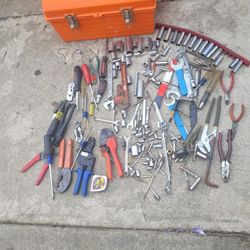 Tools Box  Un Poco De Todo