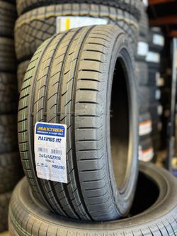245/45ZR18 Maxtrek Set Of 4 New Tires
